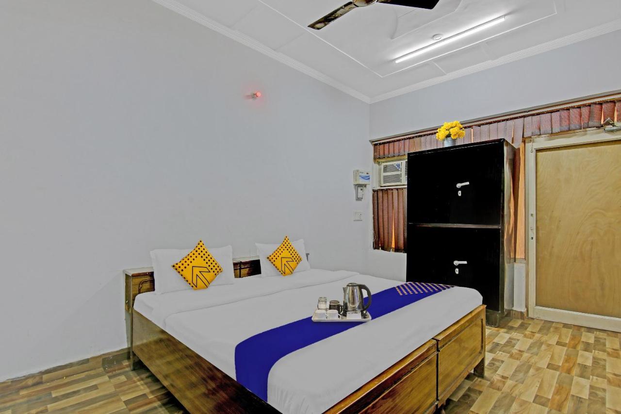 Spot On Shree Naman Guest House Sonipat Exterior photo